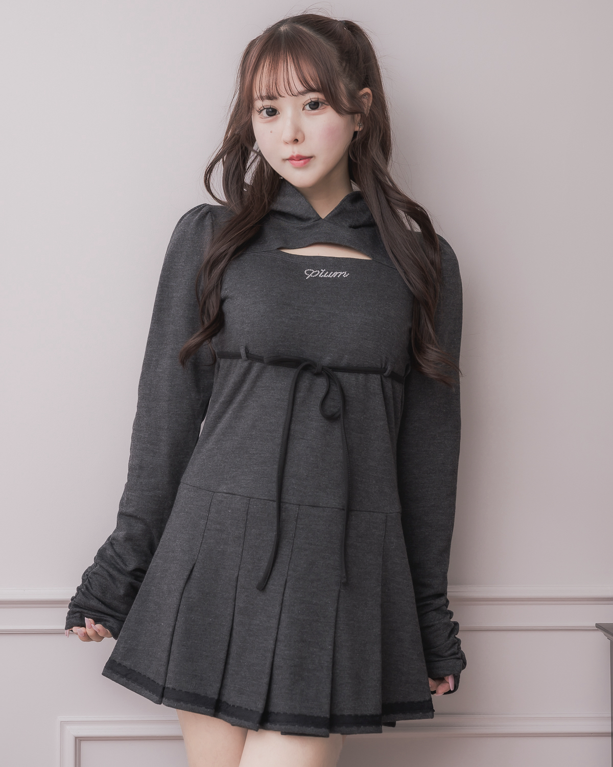 モデル身長：157cm/着用カラー:チャコール
