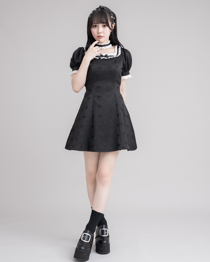 モデル身長：157cm/着用カラー:ブラック