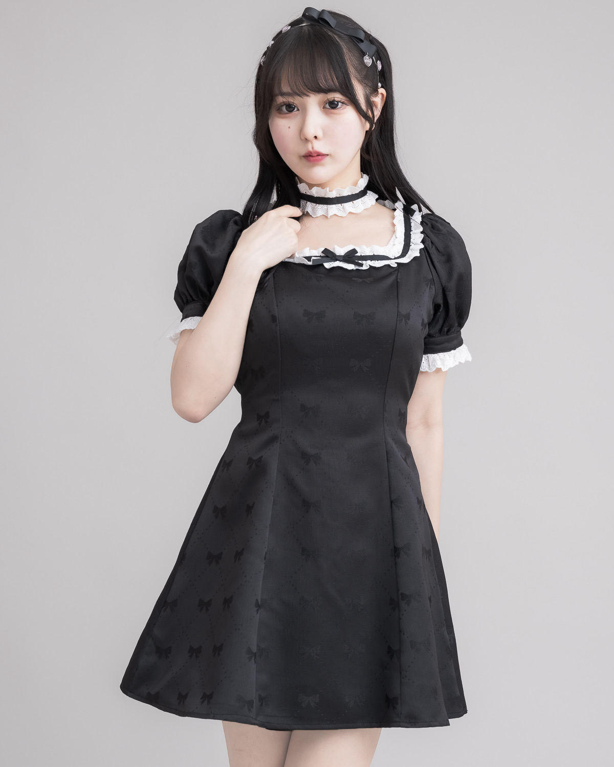モデル身長：157cm/着用カラー:ブラック