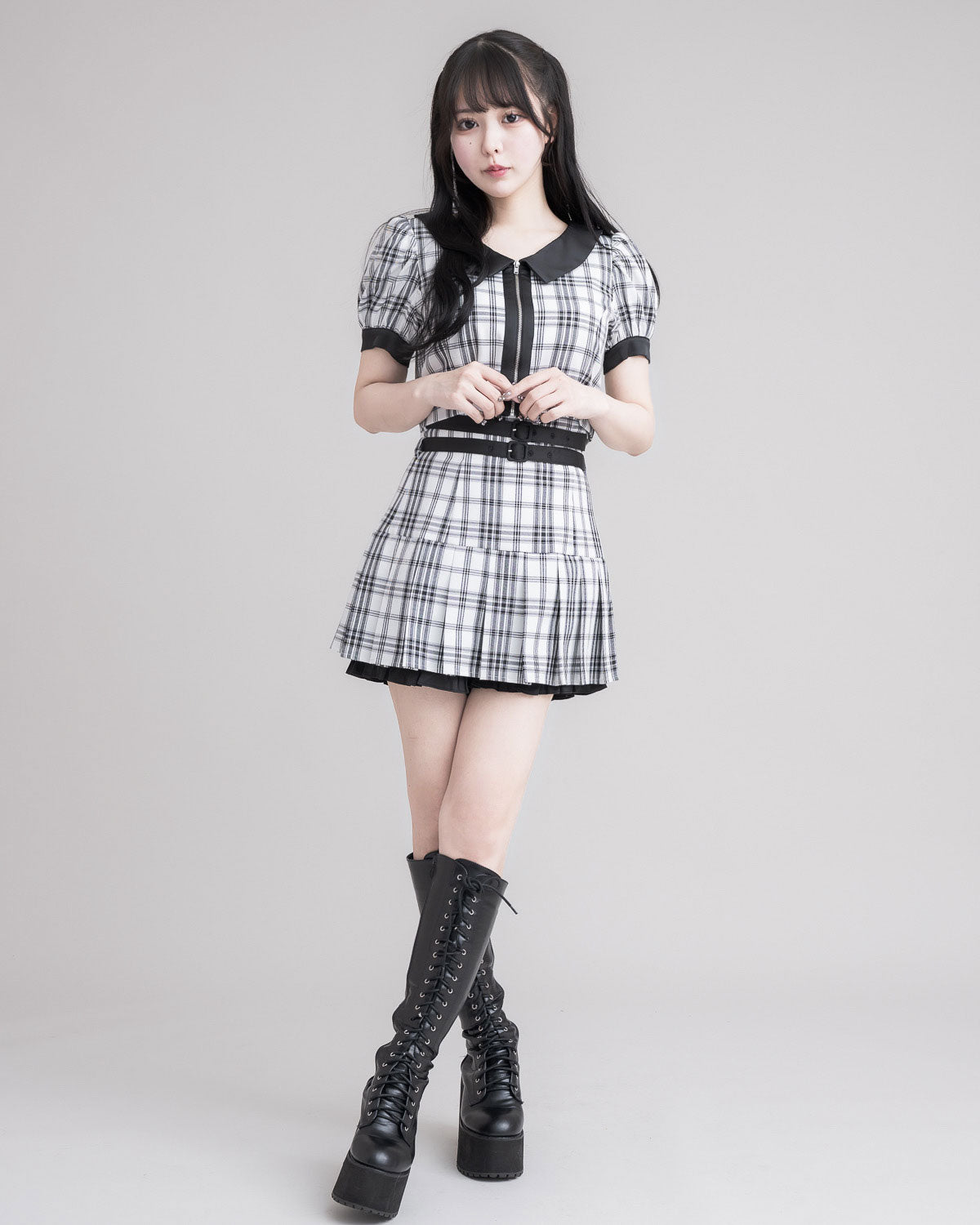 モデル身長：157cm/着用カラー:ホワイトチェック