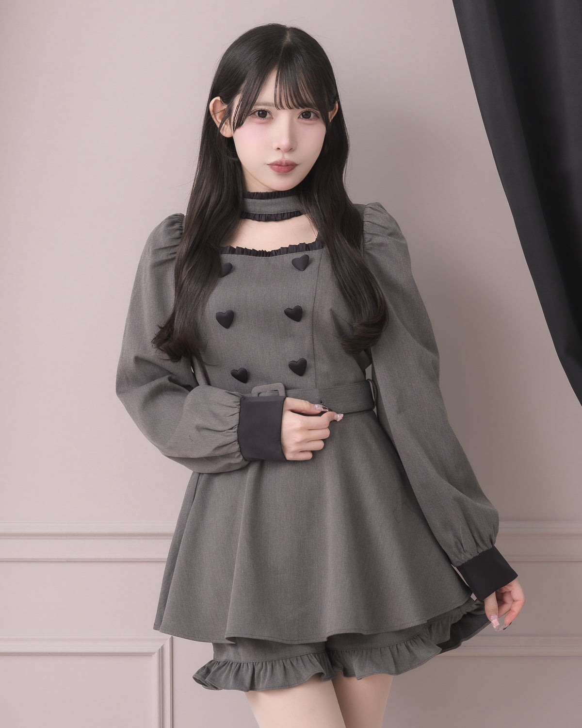 チョーカーフリルハートボタン長袖セットアップ – pium