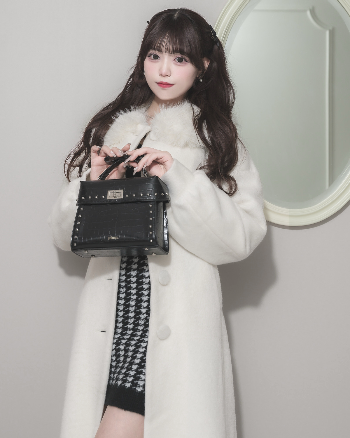 カラー:ブラック