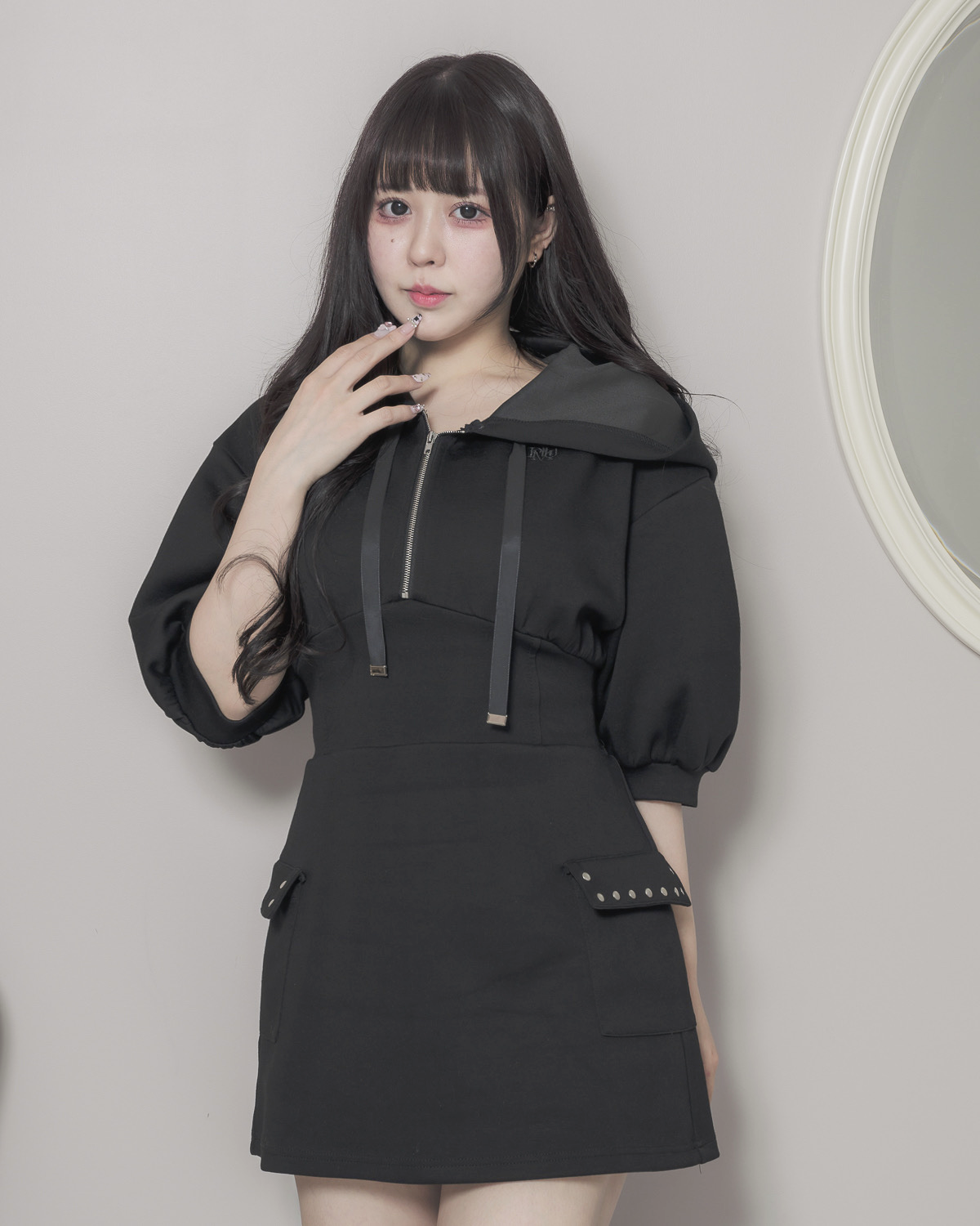 モデル身長:157cm/着用カラー:ブラック