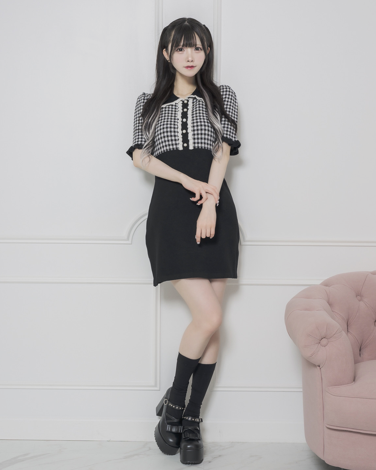 モデル身長:161cm/着用カラー:ブラック