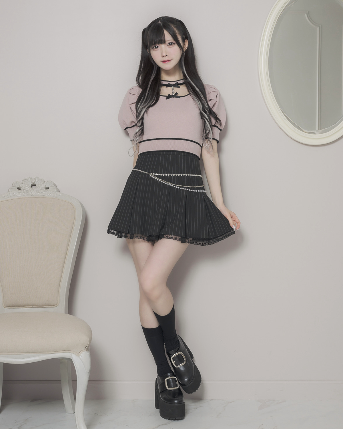 ビジューチェーン付きチェックプリーツスカパン