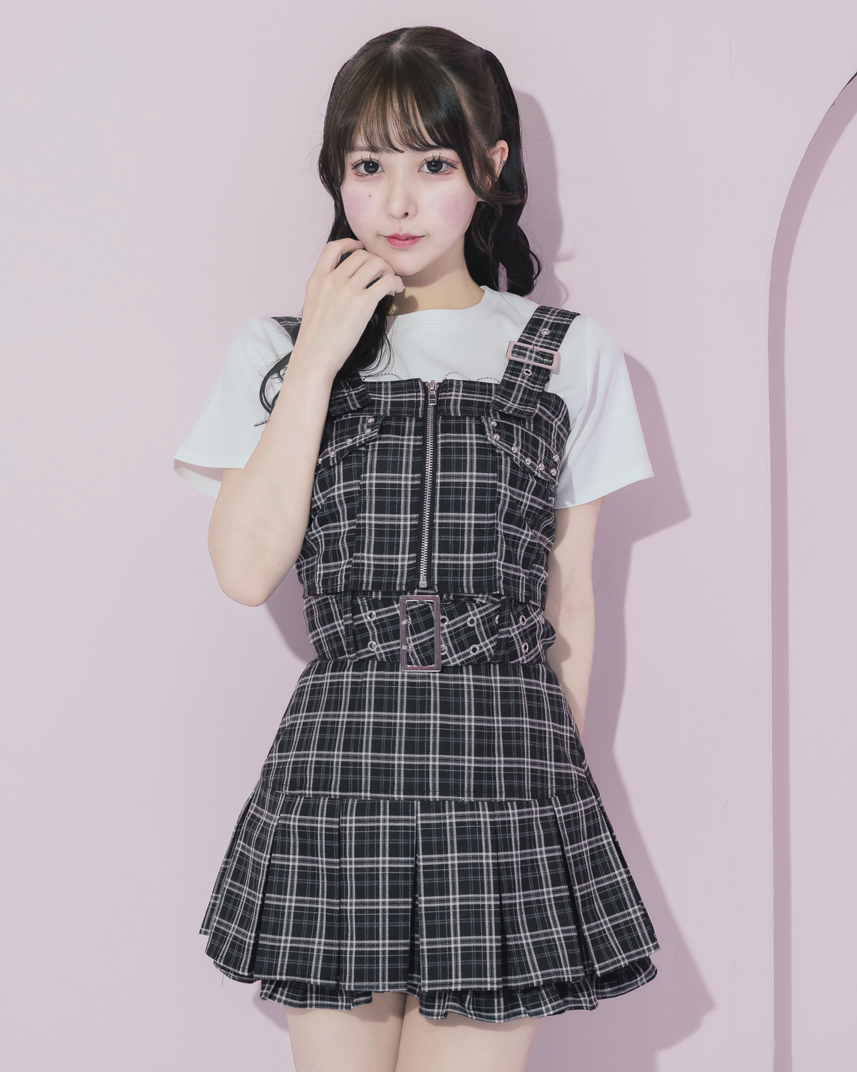 モデル身長:157cm/着用カラー : ブラックチェック