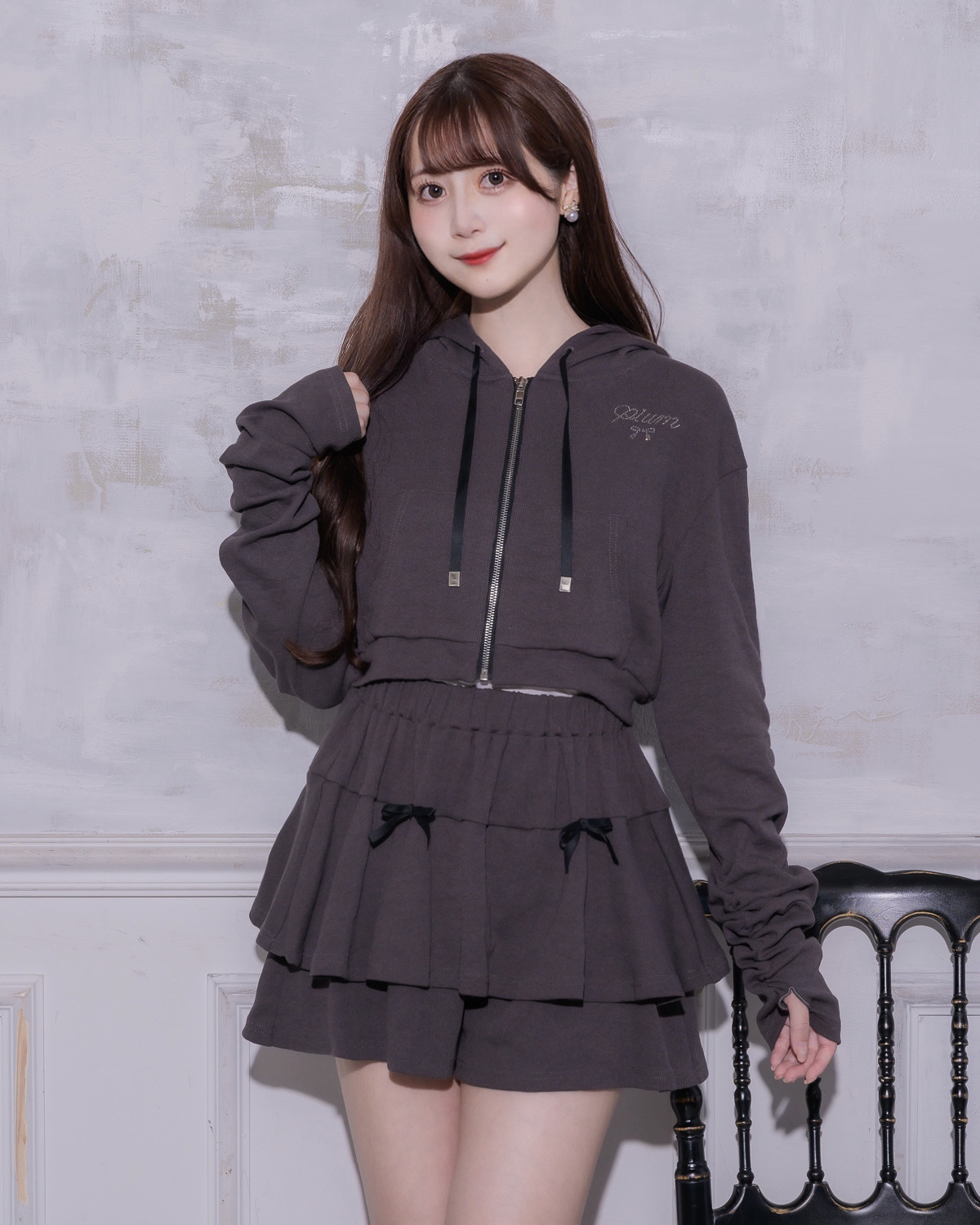 モデル身長:159cm/着用カラー:チャコール