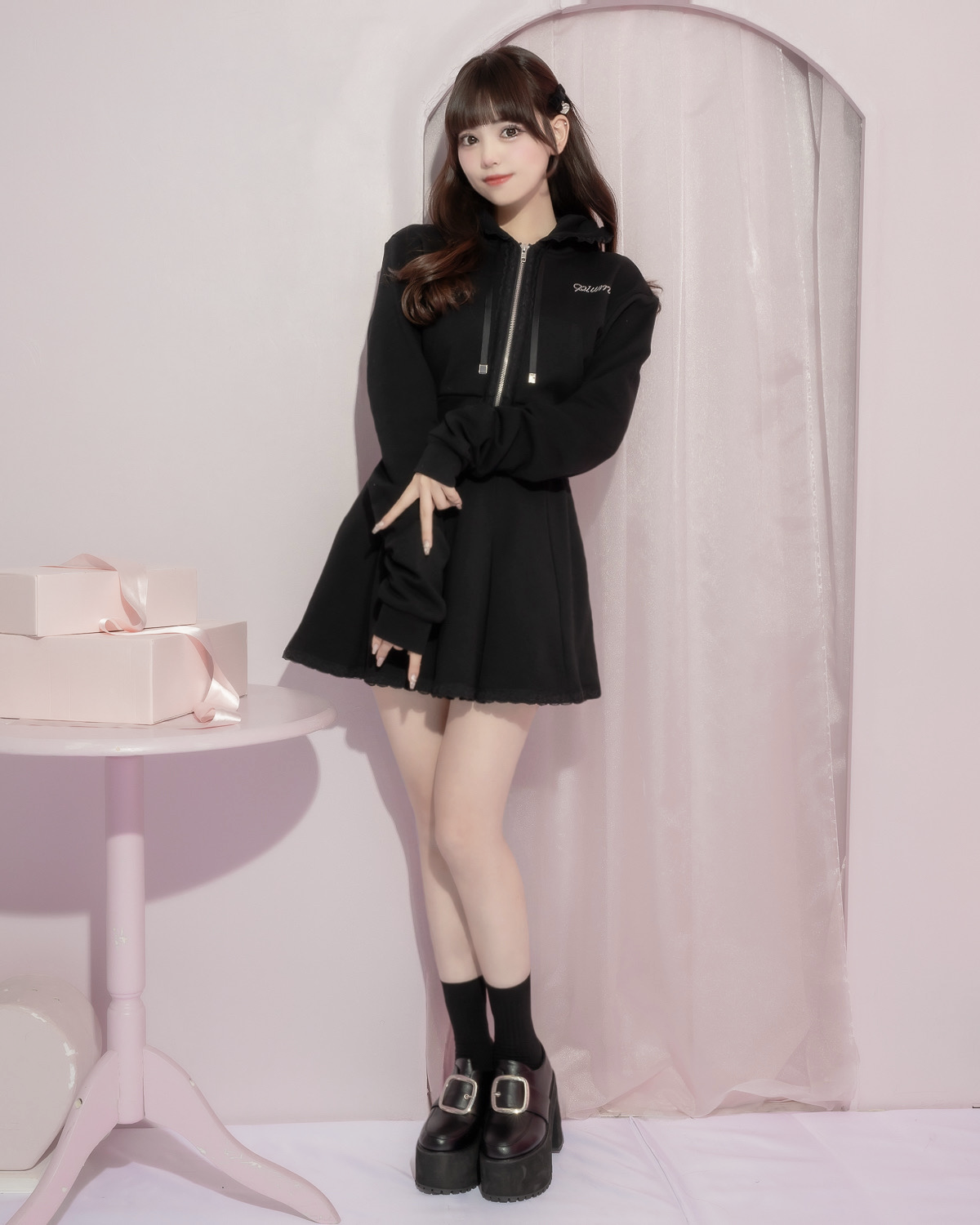 モデル身長:163cm/着用カラー:ブラック