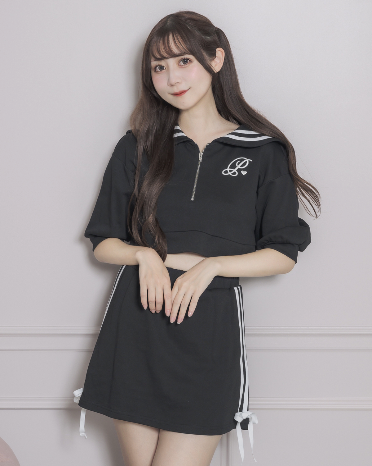 モデル身長:159cm/着用カラー:ブラック