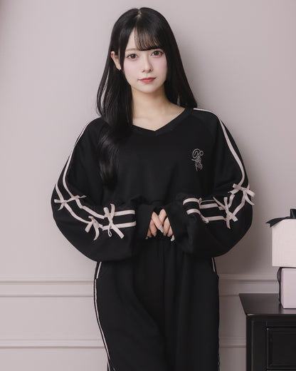 モデル身長：155cm/着用カラー:ブラック