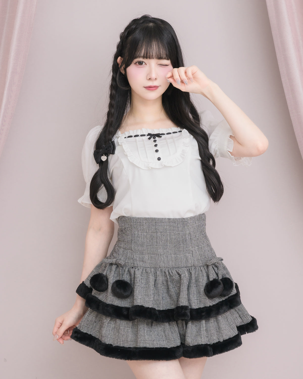 モデル身長：155cm/着用カラー：ブラックチェック