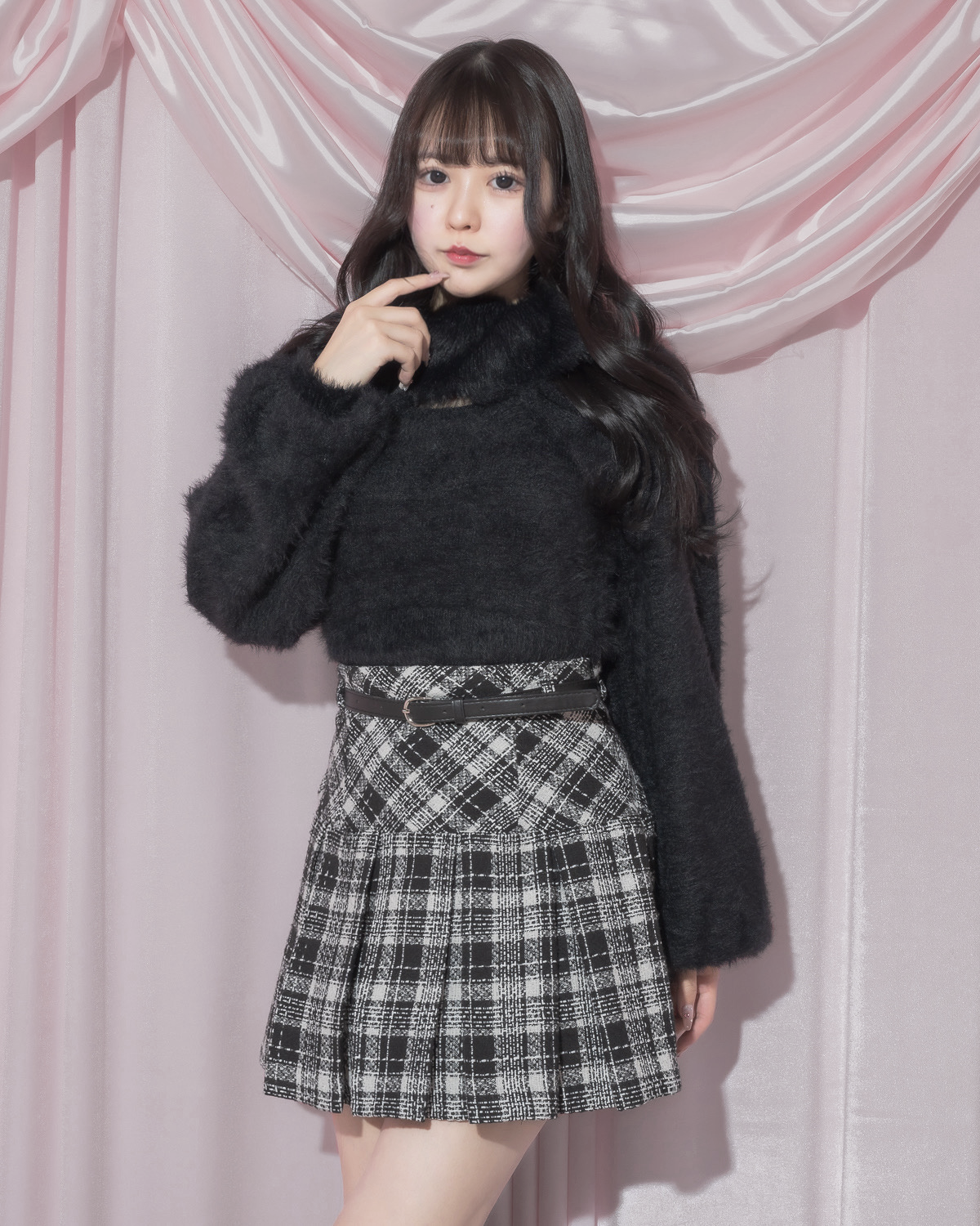 モデル身長:157cm/着用カラー:ブラック