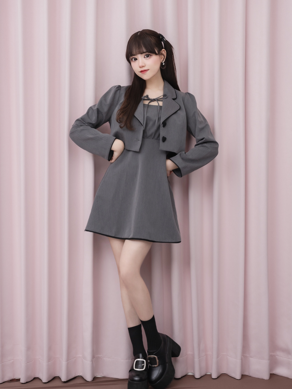 モデル身長:163cm/着用カラー:チャコール