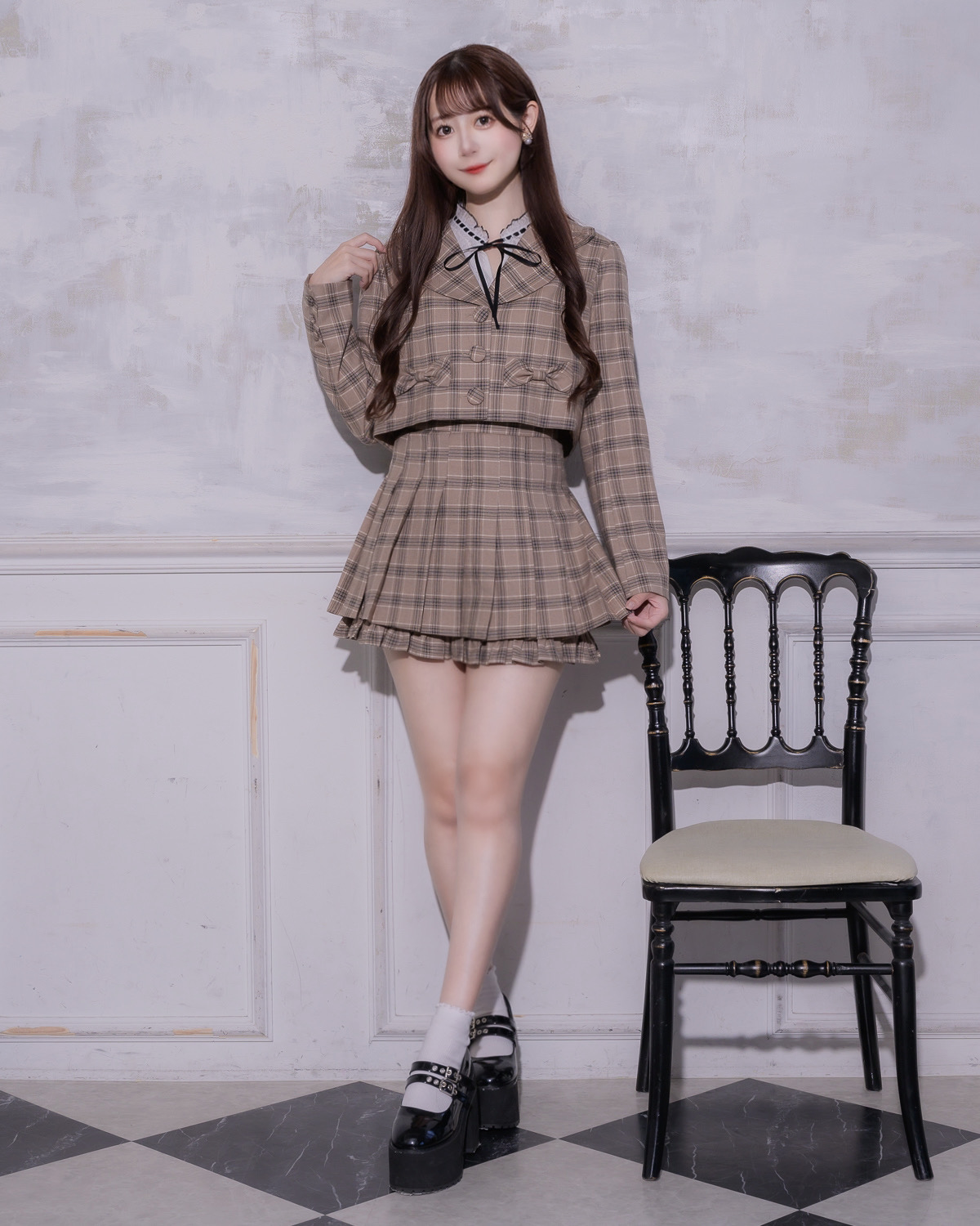 モデル身長:159cm/着用カラー:ベージュチェック