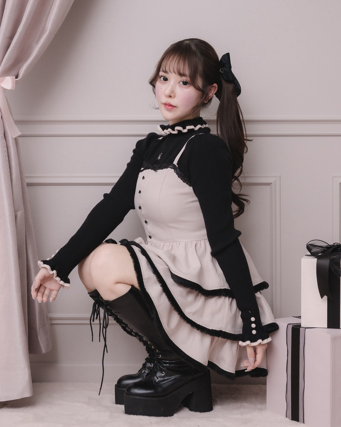 pium ぴうむ プチタートルフリルリブニットトップス ホワイト×ピンク pium プチタートルフリルリブニットトップス ホワイト×ピンク - メルカリ