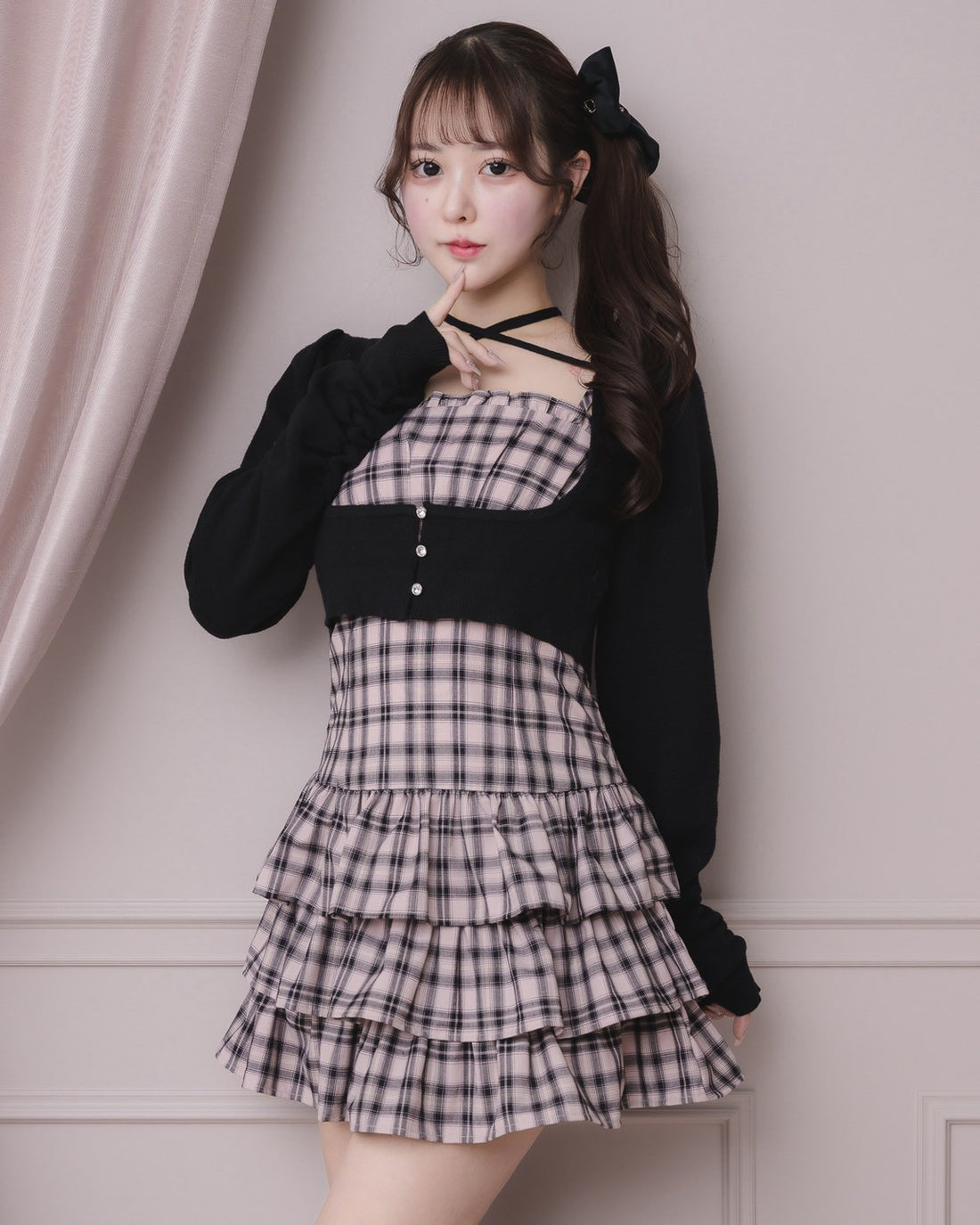 モデル身長：157cm/着用カラー:ブラック×ピンク