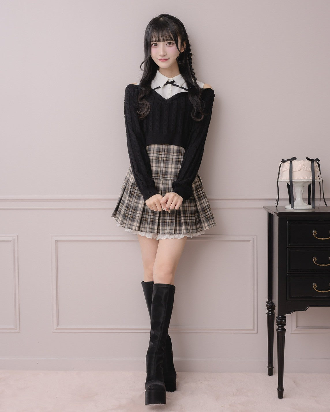 モデル身長：157cm/着用カラー:ブラック