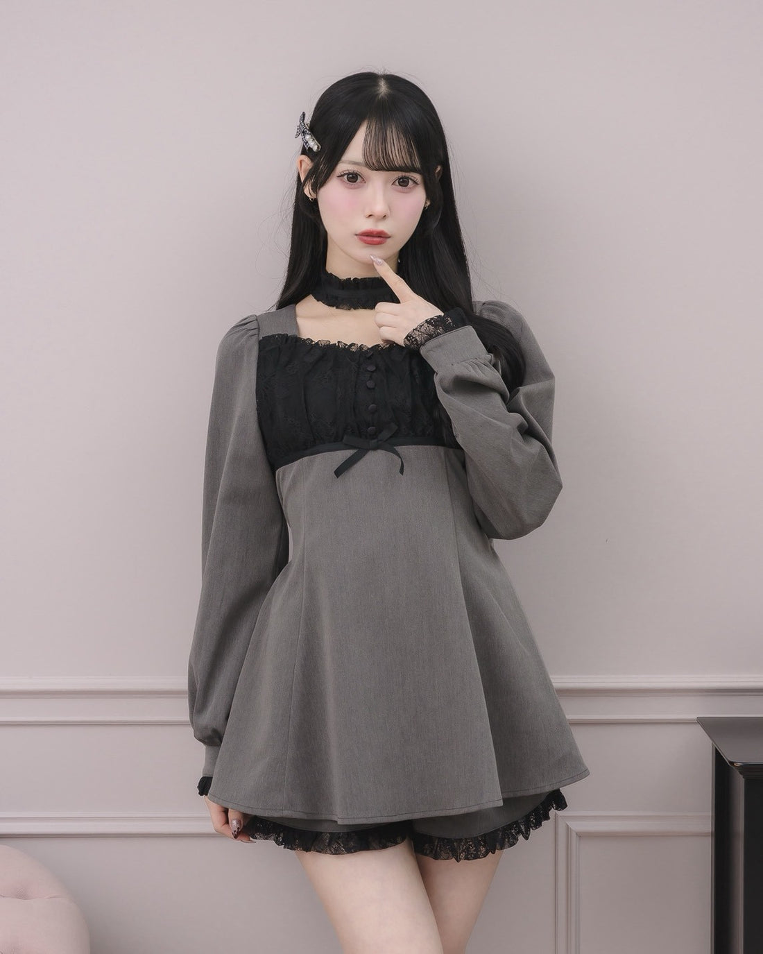 モデル身長：155cm/着用カラー: チャコール