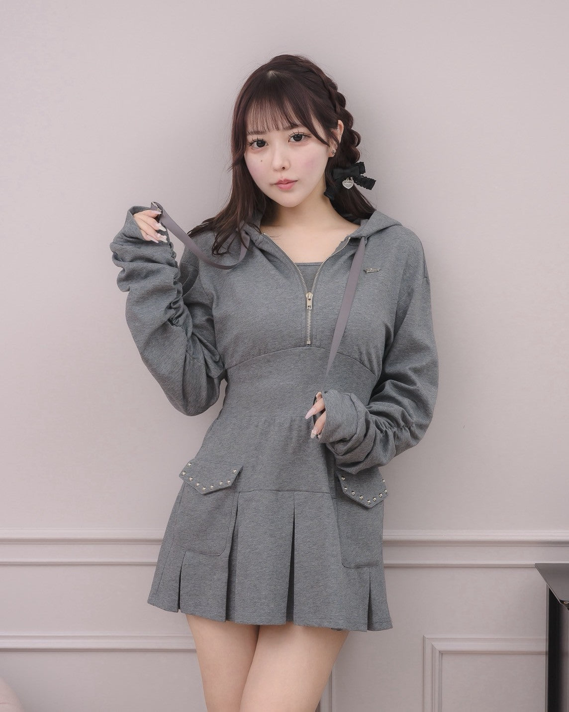 モデル身長：157cm/着用カラー:グレー