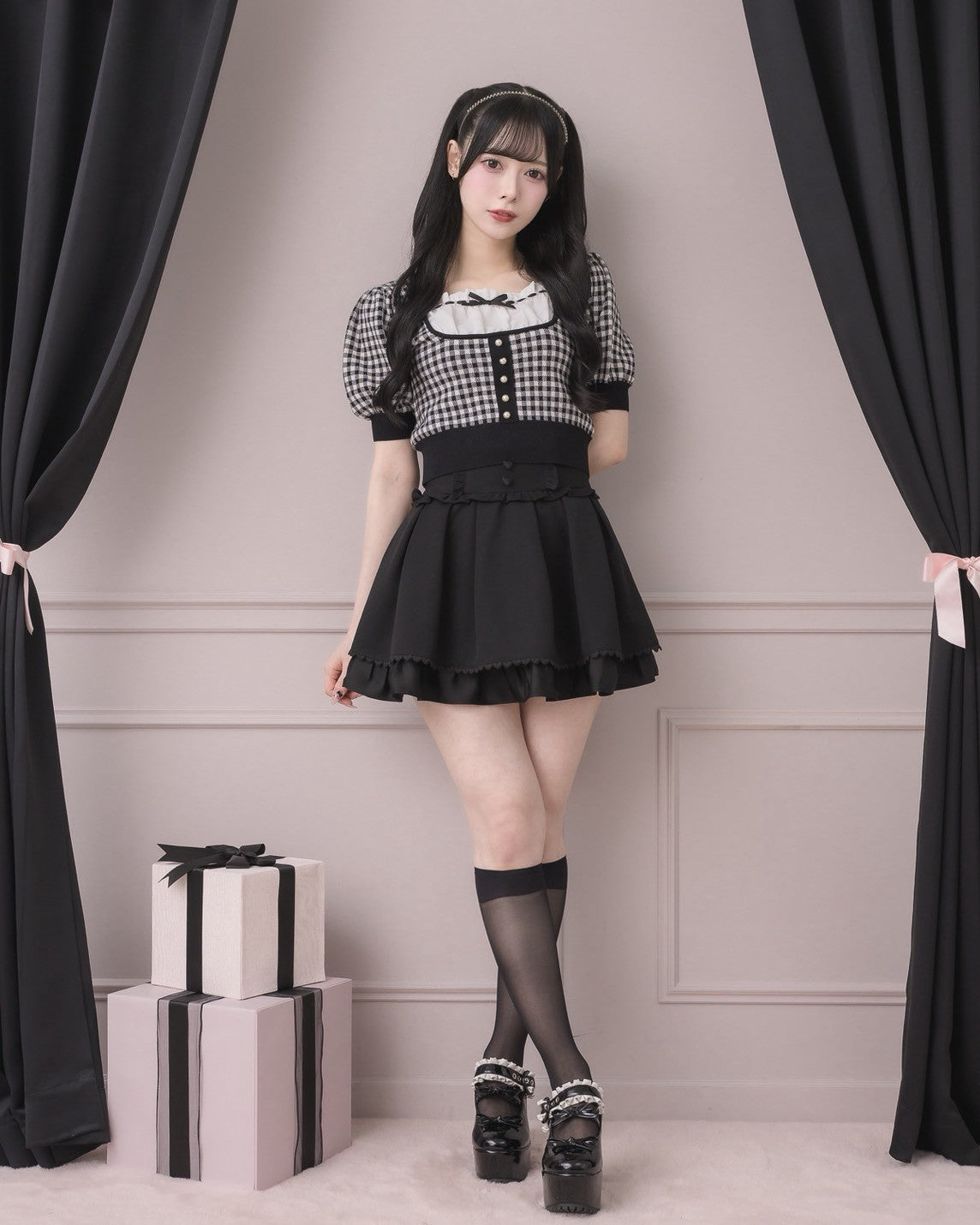 モデル身長：155cm/着用カラー:ブラック