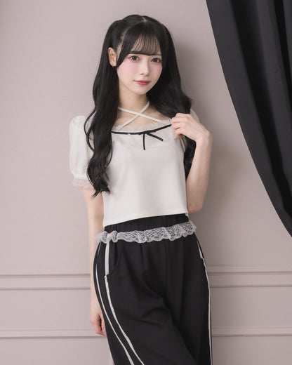 モデル身長：155cm/着用カラー:ホワイト×ブラック