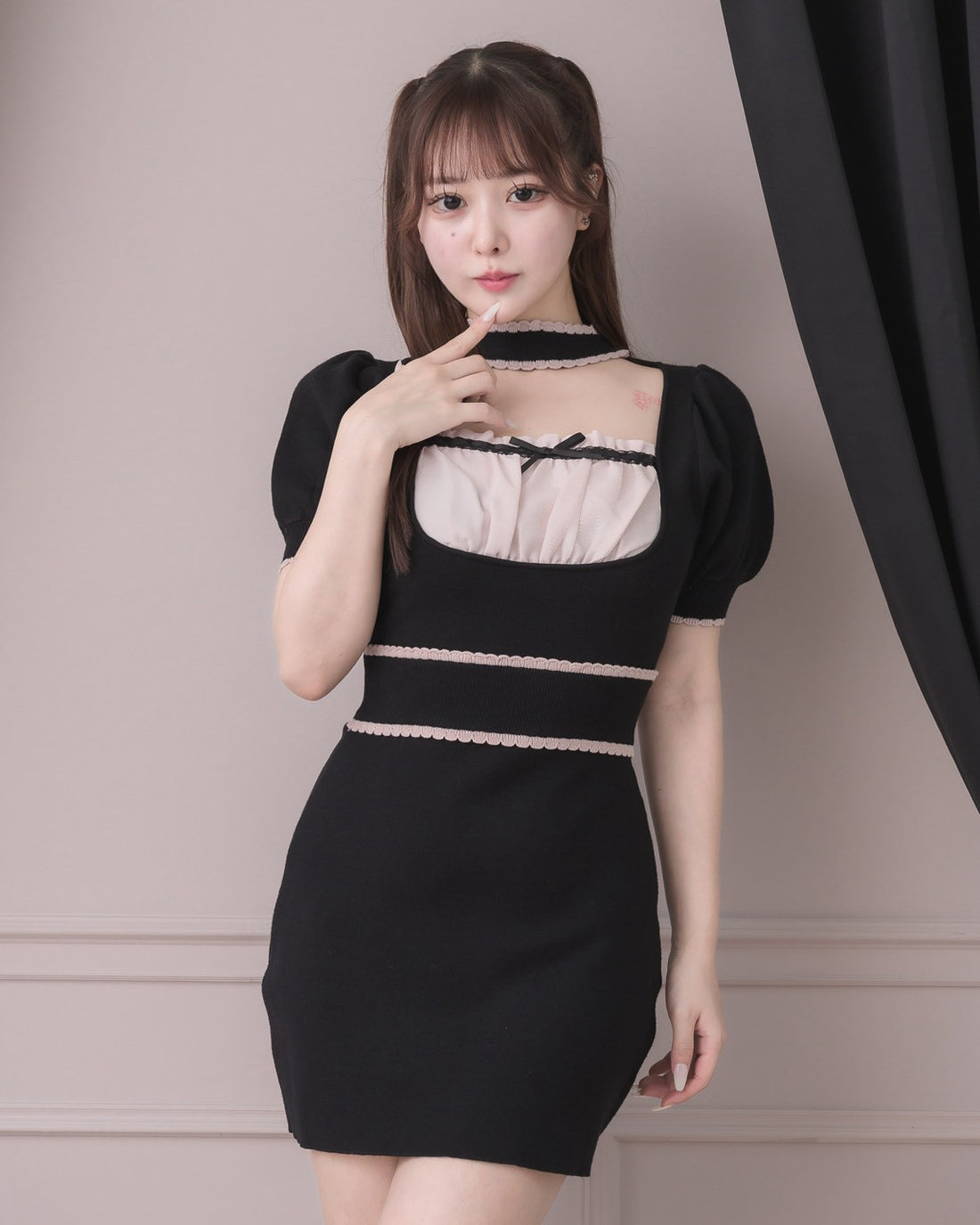 モデル身長：157cm/着用カラー:ブラック×ピンク