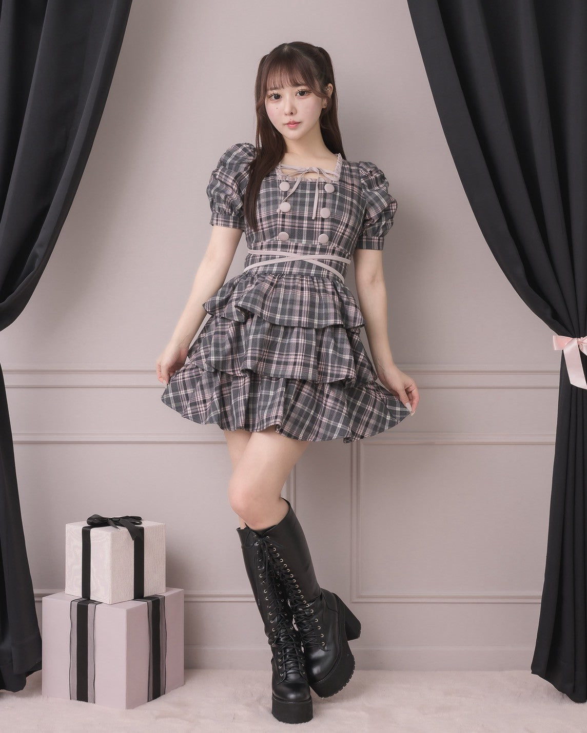 クロスベルト半袖ティアードミニワンピース – pium