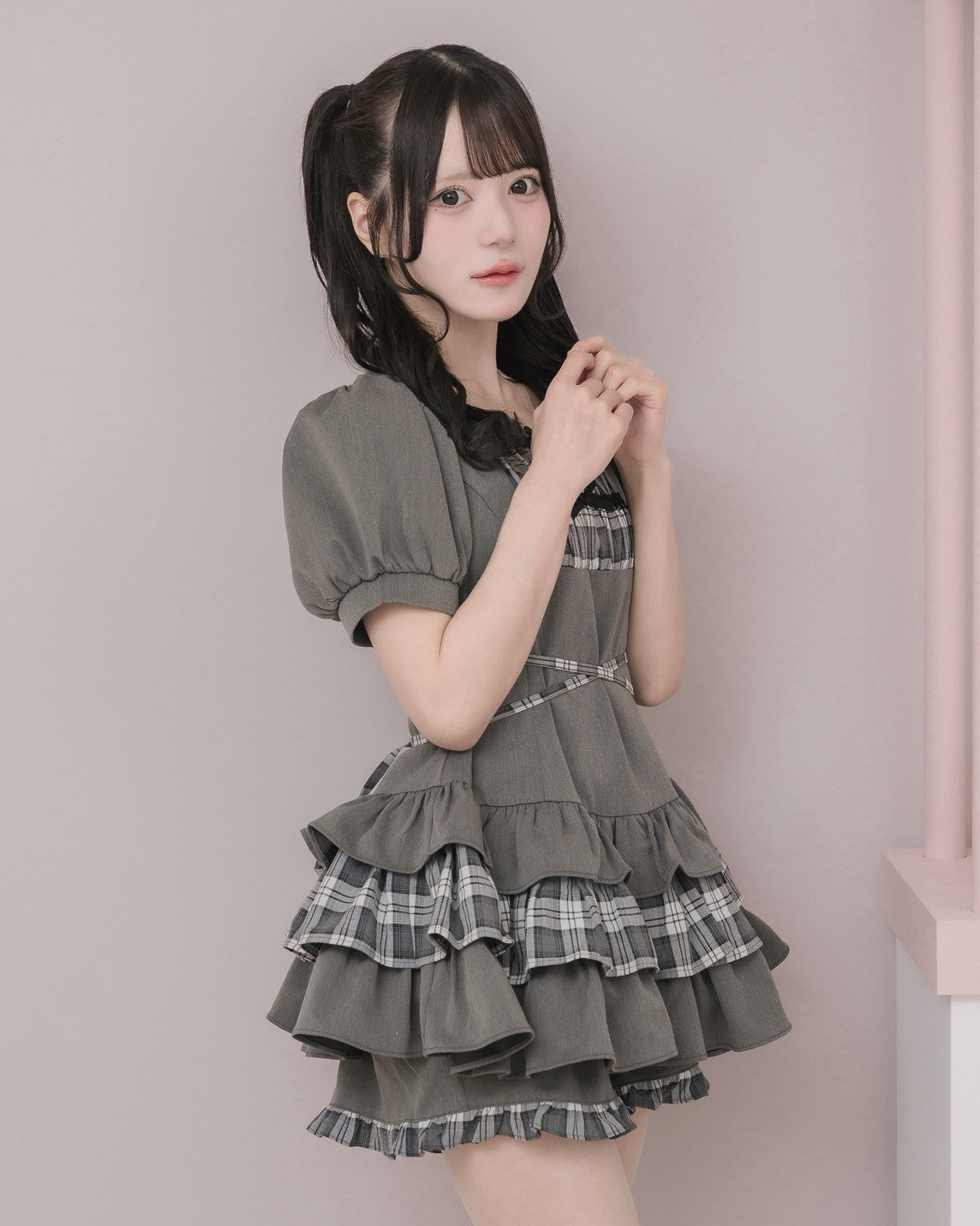 モデル身長：160m/着用カラー：チャコール