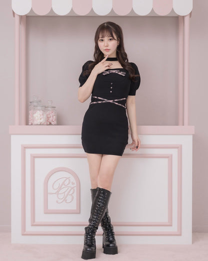 モデル身長：157cm/着用カラー：ブラック