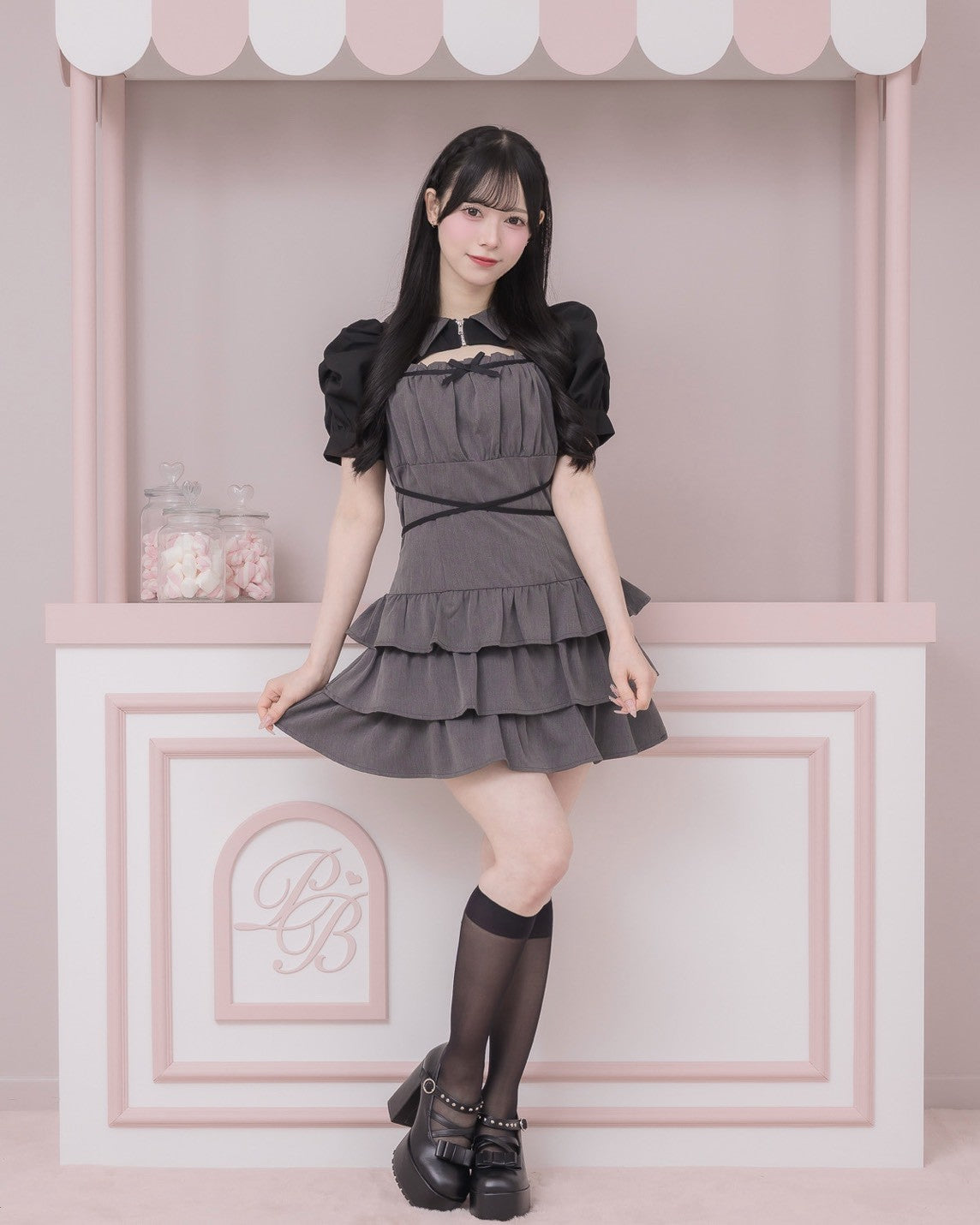 モデル身長：155cm/着用カラー：チャコール