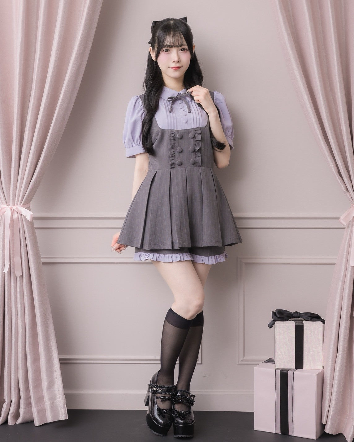 モデル身長：155cm/着用カラー:チャコールストライプ