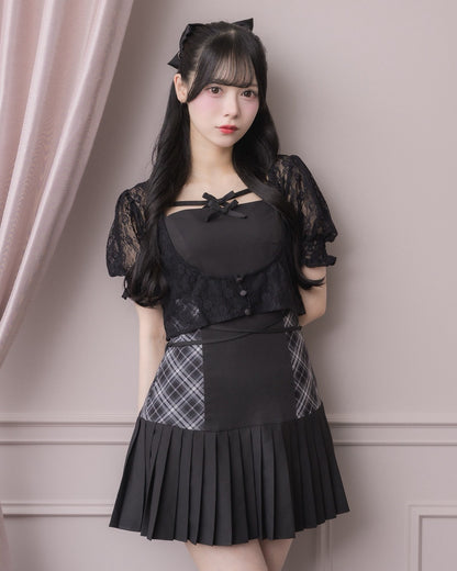 モデル身長：155cm/着用カラー:ブラック×ブラック