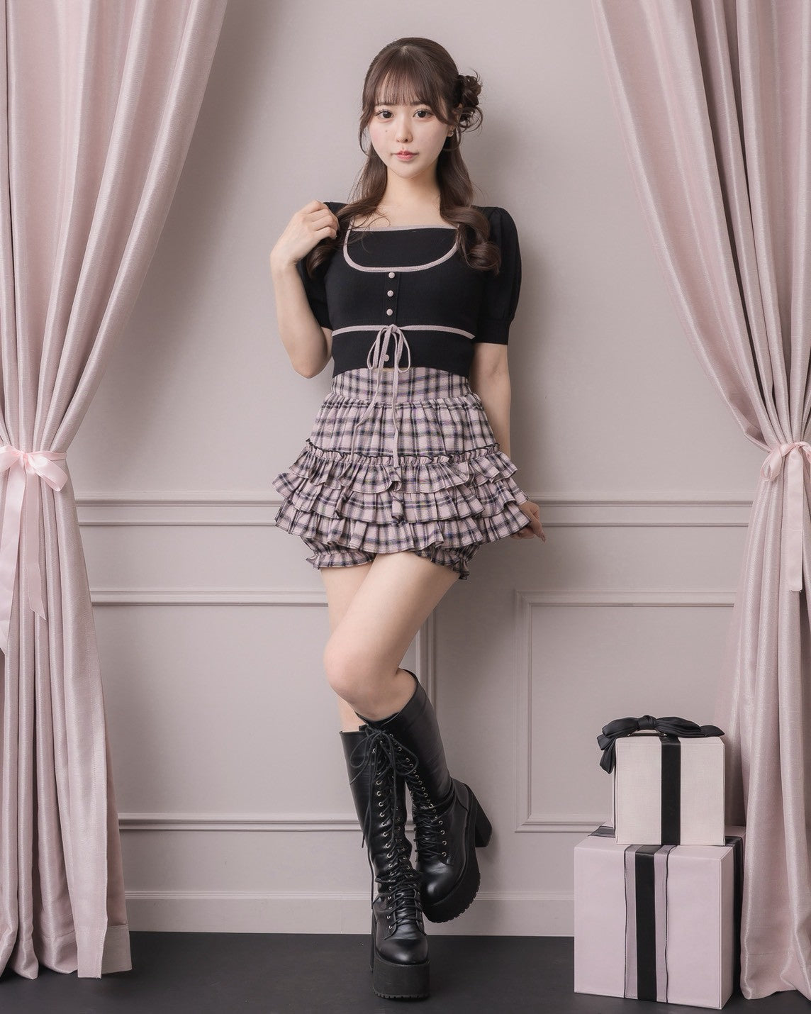 モデル身長：157cm/着用カラー:ブラック