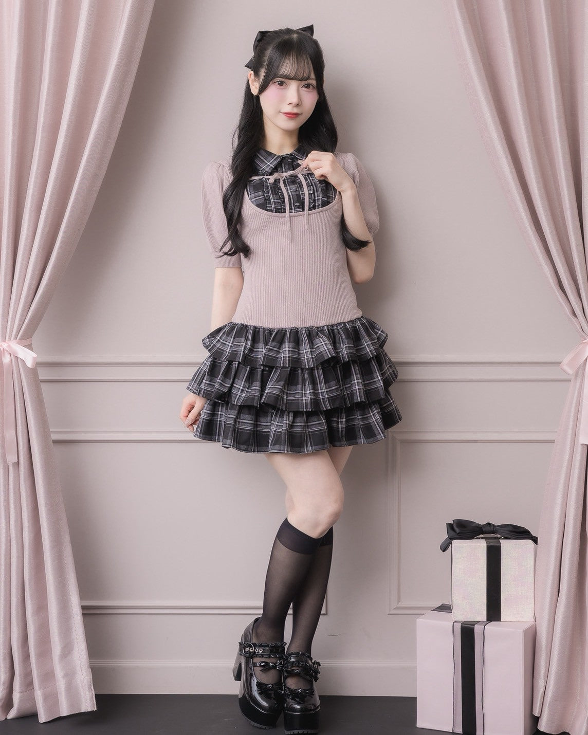 モデル身長：155cm/着用カラー:ピンク×ブラック