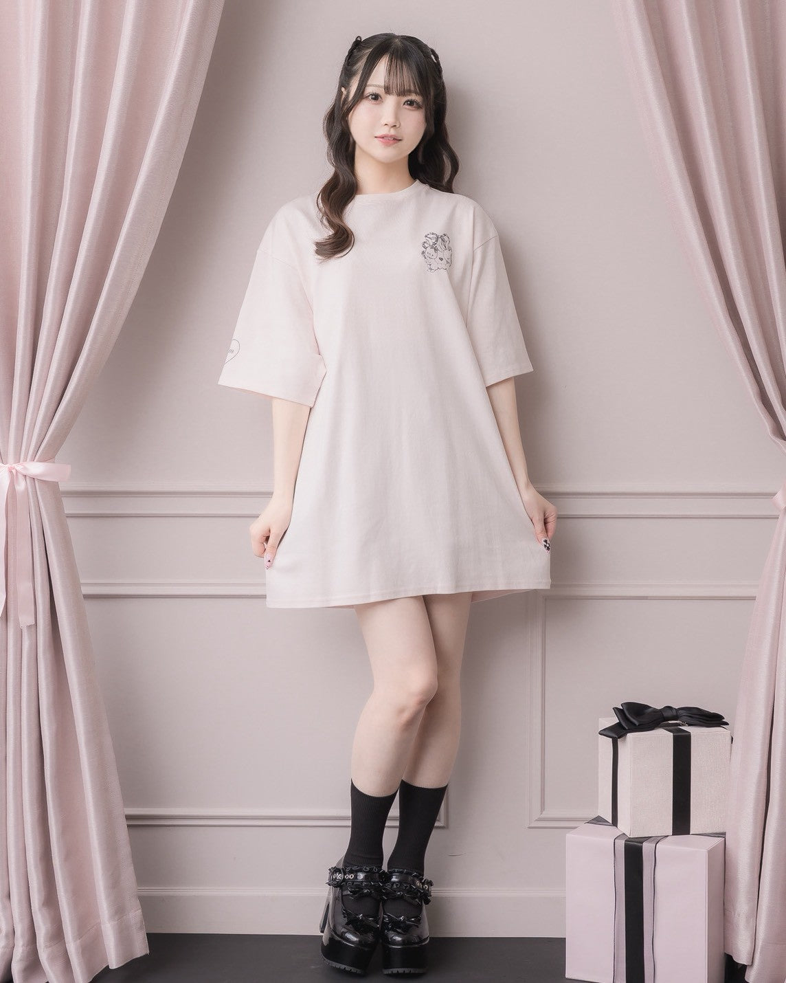 リボンクロスラメプリントオーバーサイズTシャツ – pium
