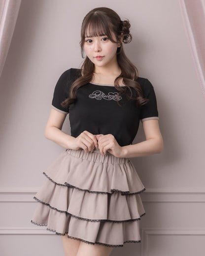 モデル身長：157cm/着用カラー：ブラック×ピンク