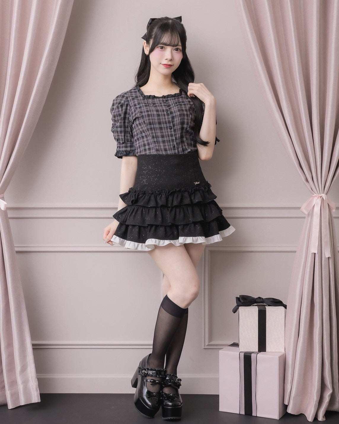 モデル身長：155cm/着用カラー：ブラック