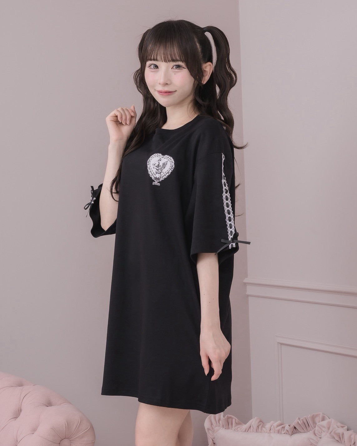 モデル身長：153cm/着用カラー：ブラック×ホワイト