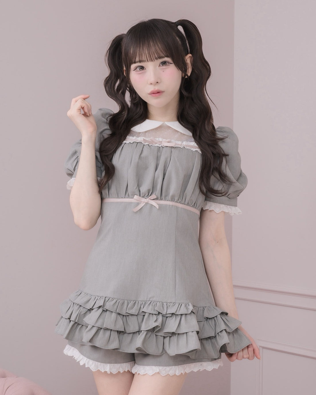 モデル身長：153cm/着用カラー：グレー