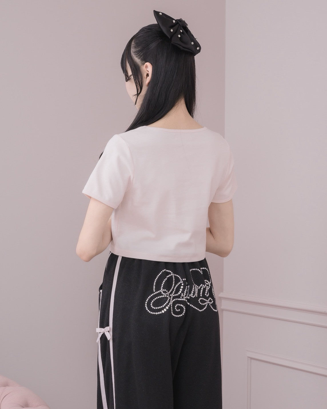 モデル身長：157cm/着用カラー：ピンク×ブラック
