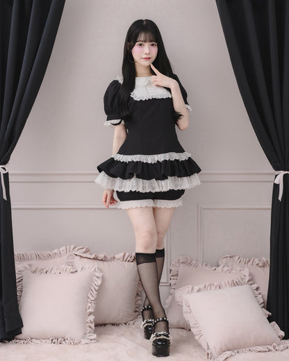 モデル身長：155cm/着用カラー : ブラック×ホワイト