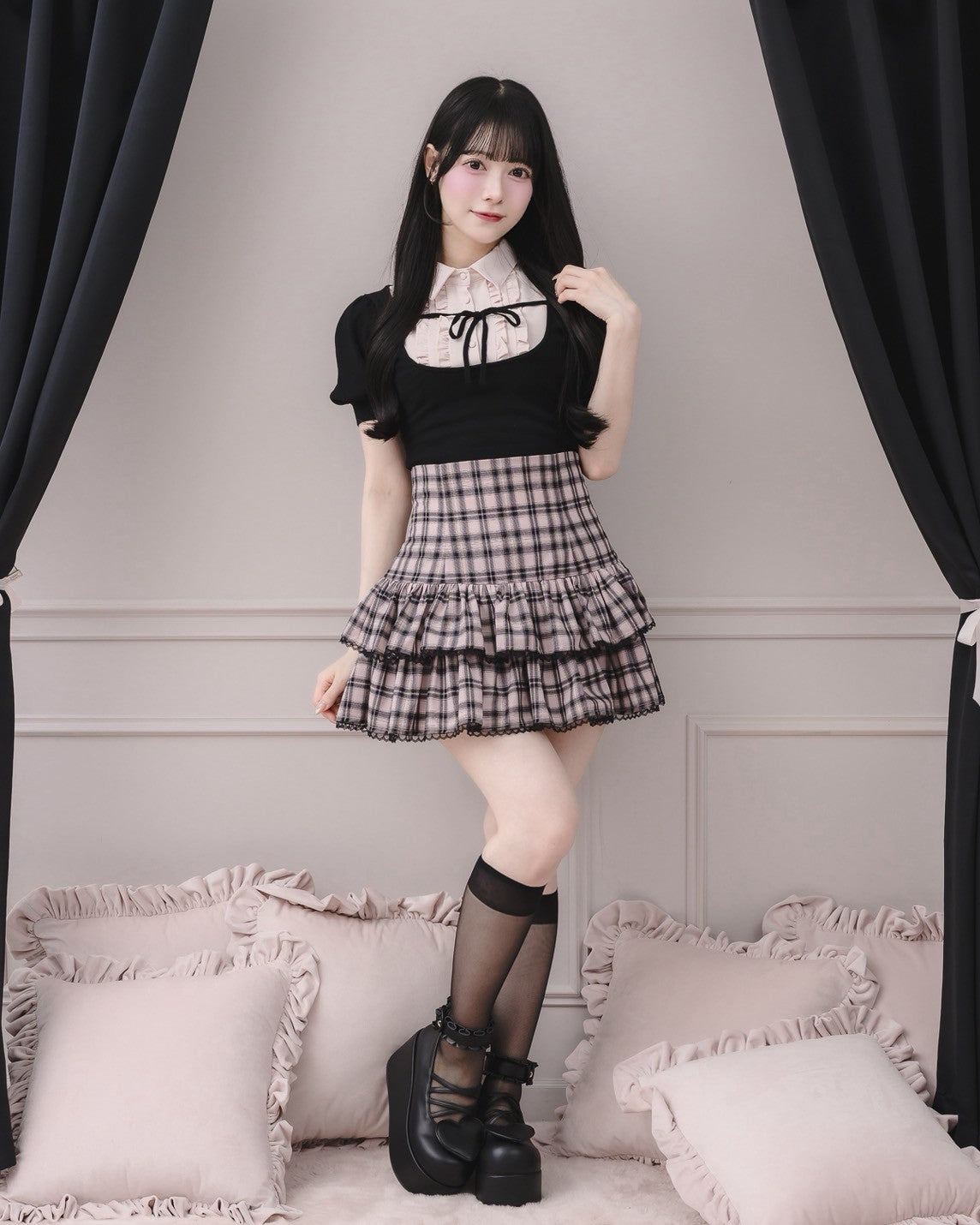 モデル身長：155cm/着用カラー : ピンクチェック