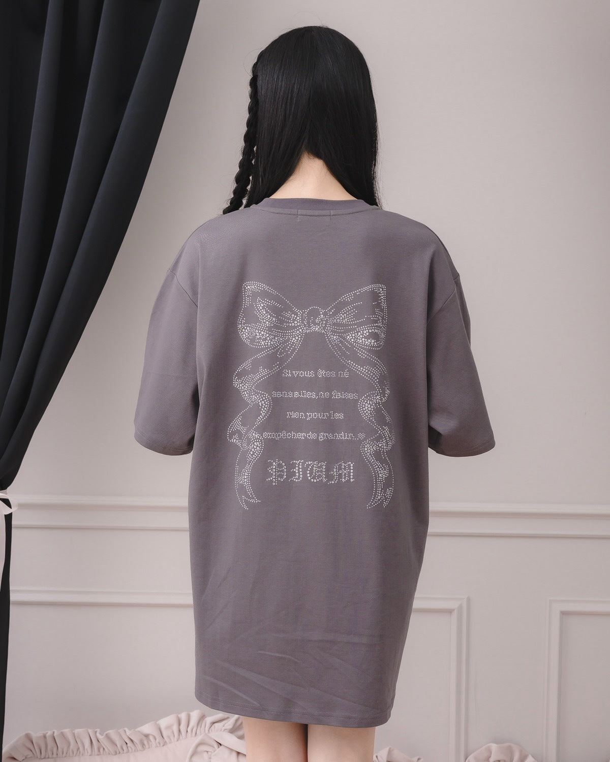 モデル身長：157cm/着用カラー：チャコール