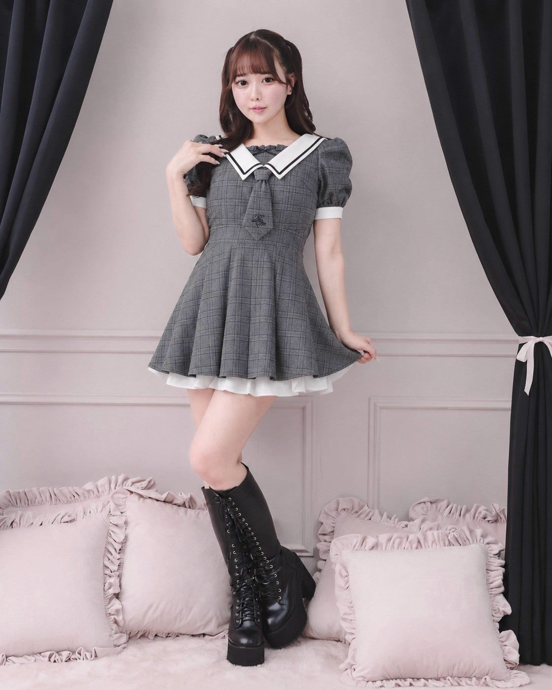 モデル身長：157cm/着用カラー：グレーチェック