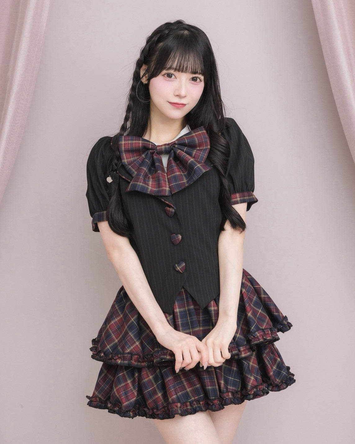 モデル身長：155cm/着用カラー：レッドチェック
