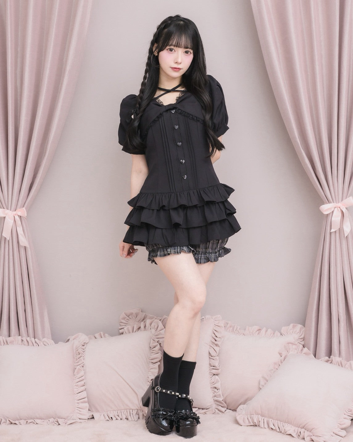 モデル身長：155cm/着用カラー：ブラック