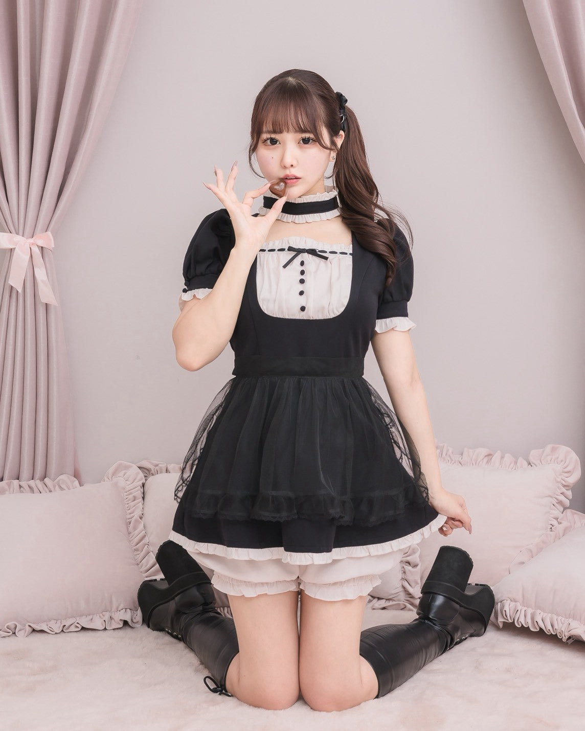 モデル身長157cm//着用カラー：ブラック×ピンク