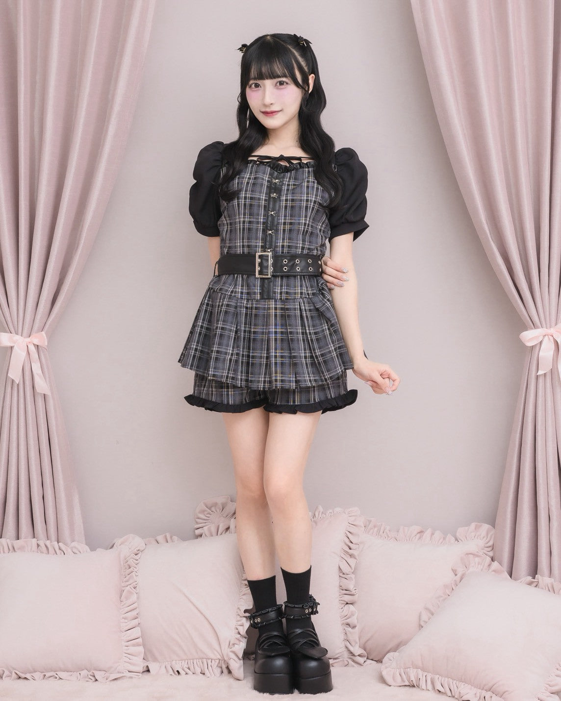 モデル身長：157cm/着用カラー：ブラックチェック
