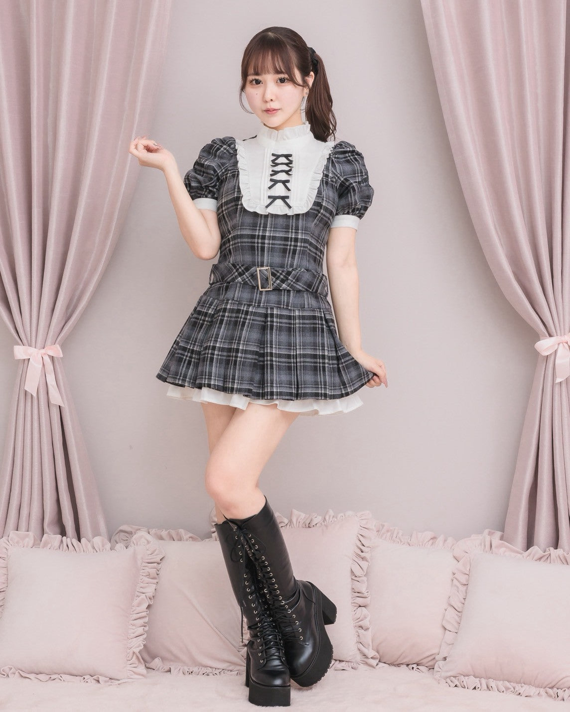 モデル身長：157cm/着用カラー：ブラックチェック