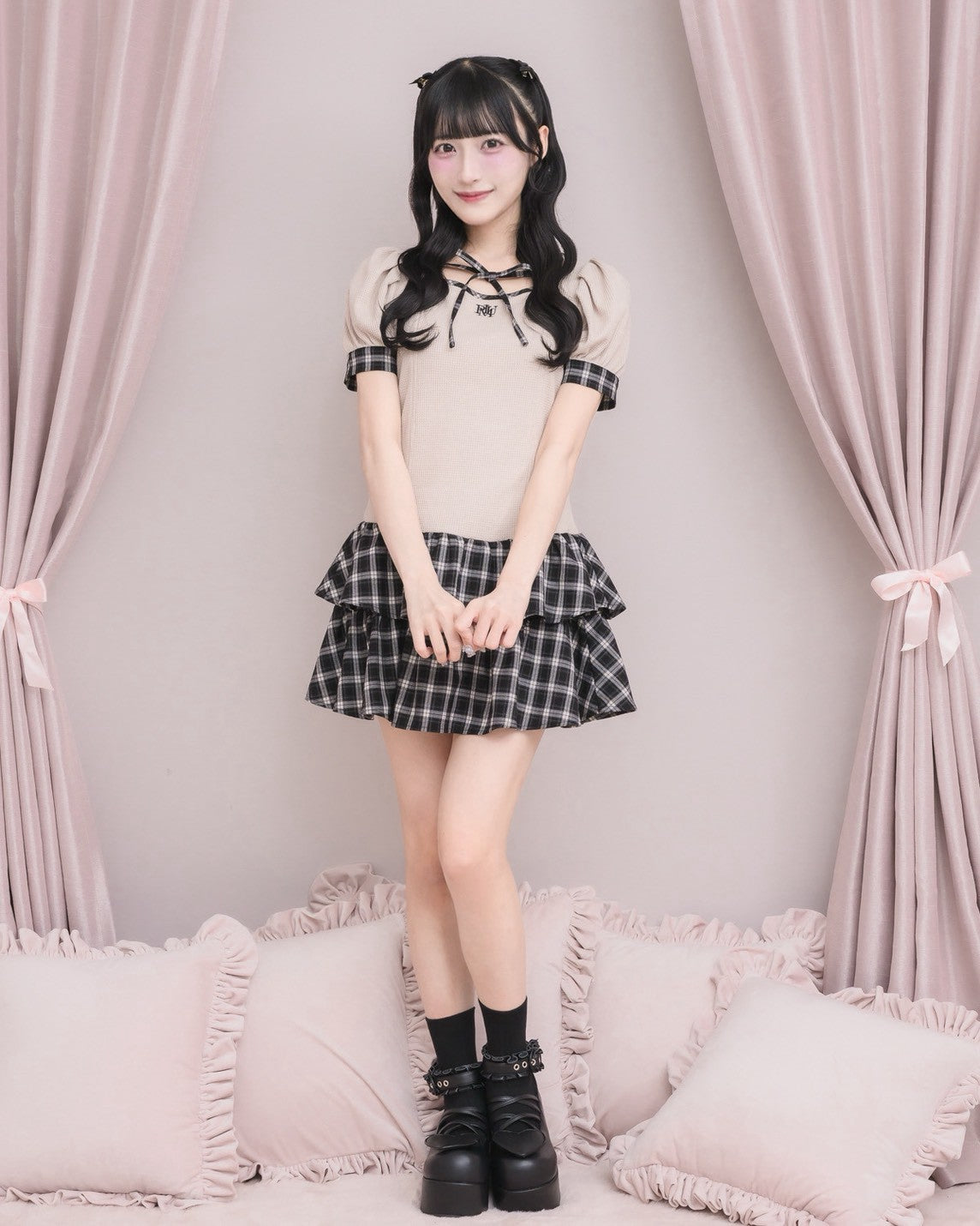 モデル身長：157cm/着用カラー：ベージュ